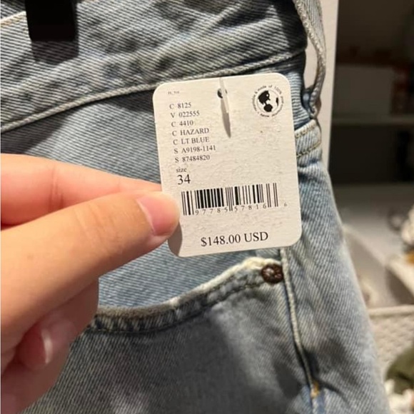 Agolde NWT shorts - Picture 4 of 4